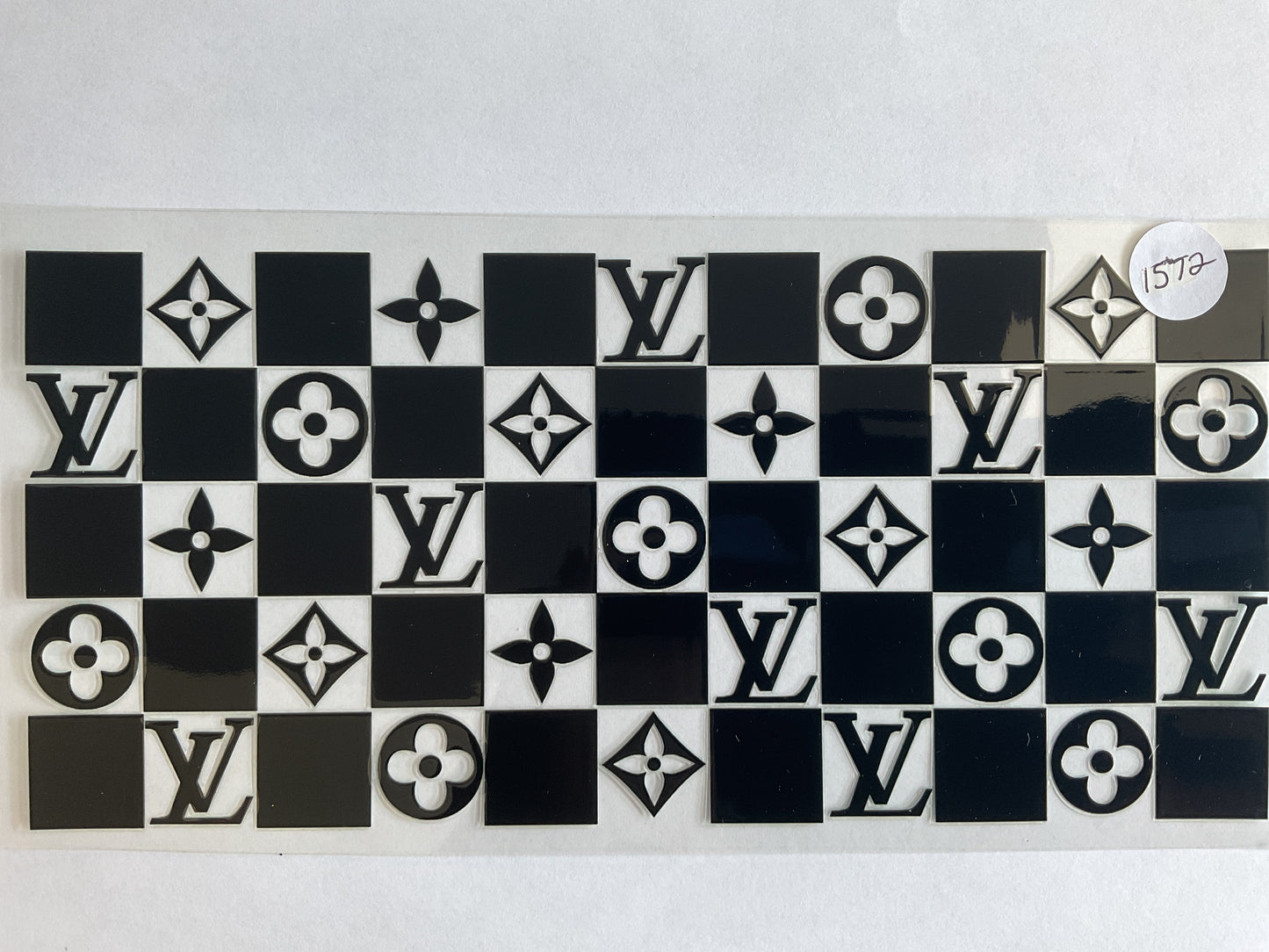 #1572 - LV - UV DTF